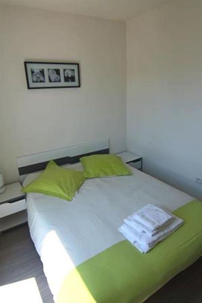 Residence Hoteliere Laudine Reims Zewnętrze zdjęcie