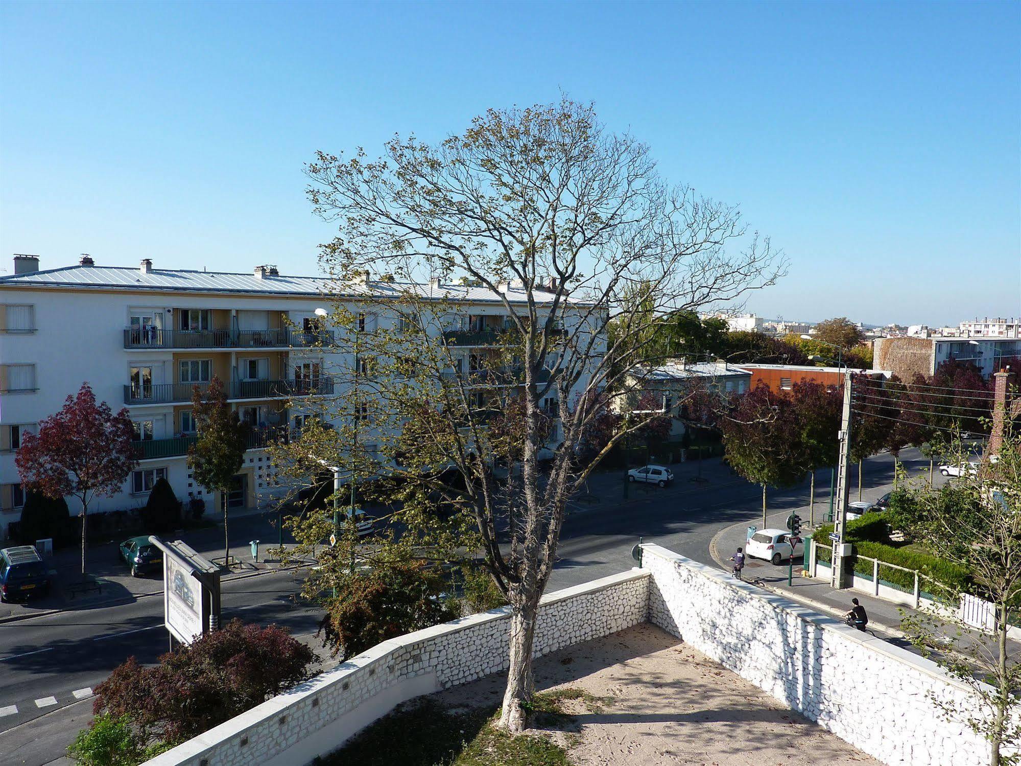 Residence Hoteliere Laudine Reims Zewnętrze zdjęcie